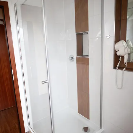 Vier Jahreszeiten Hotel